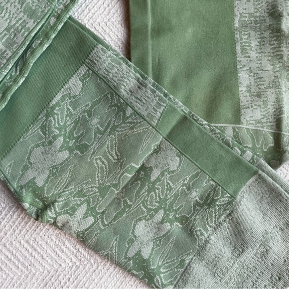 Free people workout set - Picture 2 of 5